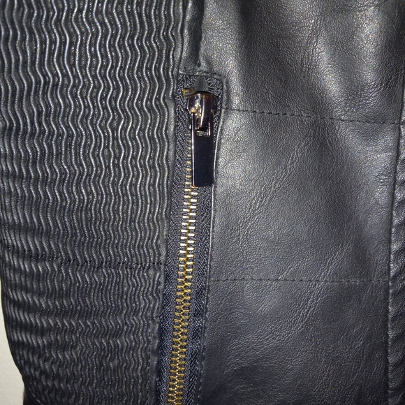 Dollhouse Jacket w Quilted Arms - Picture 3 of 6